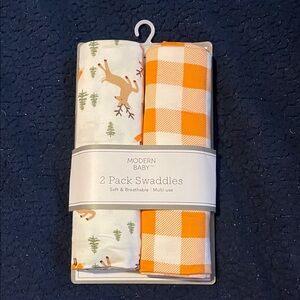 NWT Modern Baby Swaddle Set - Orange and White
